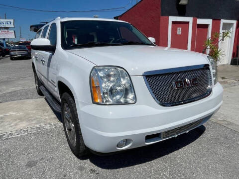 2013 GMC Yukon XL Denali