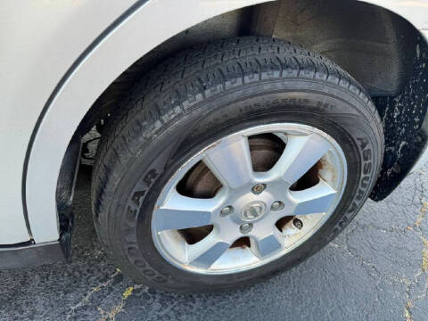 2012 Nissan Versa 1.8 SL