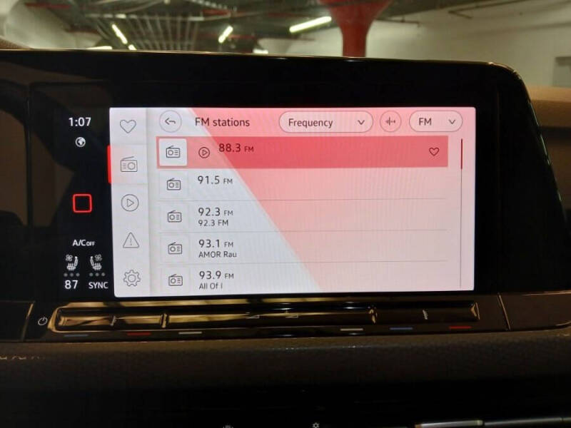 2024 Volkswagen Golf GTI Autobahn