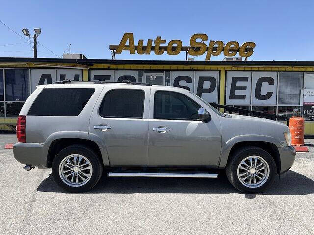 2008 Chevrolet Tahoe for sale at AUTOSPEC Inc in Houston TX
