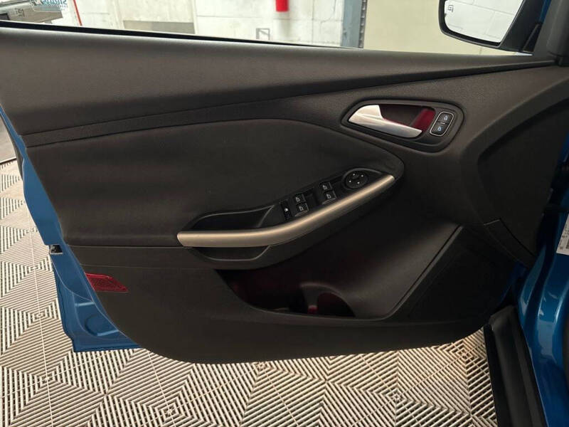 2016 Ford Focus Titanium