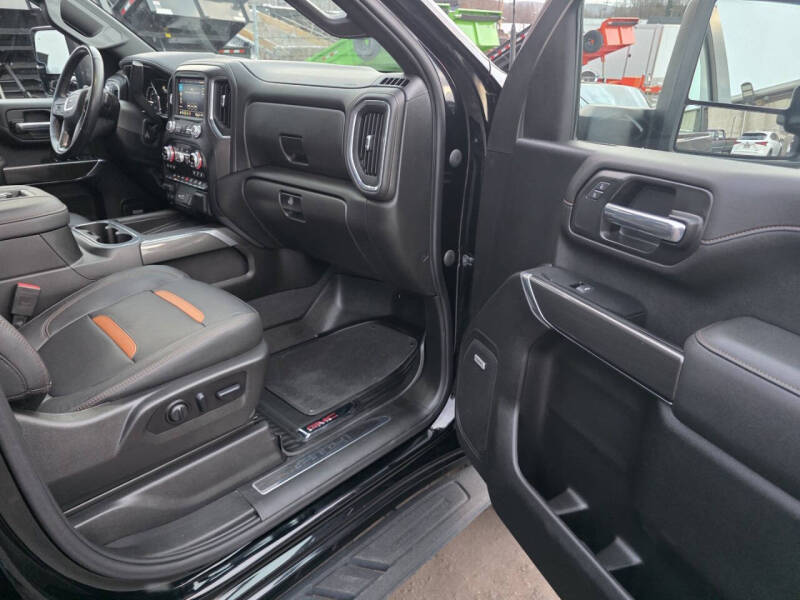 2022 GMC Sierra 2500HD AT4