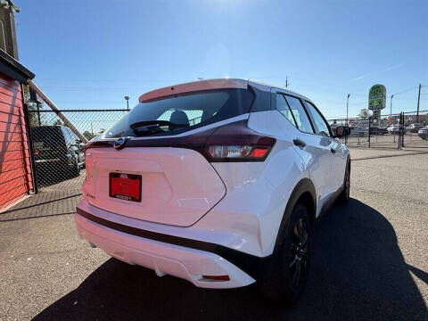 2021 Nissan Kicks S