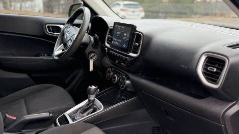 2021 Hyundai Venue SE