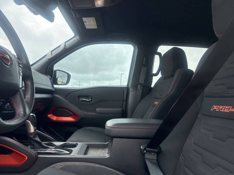 2024 Nissan Frontier PRO-4X