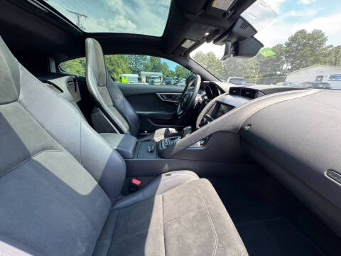 2018 Jaguar F-TYPE 296HP