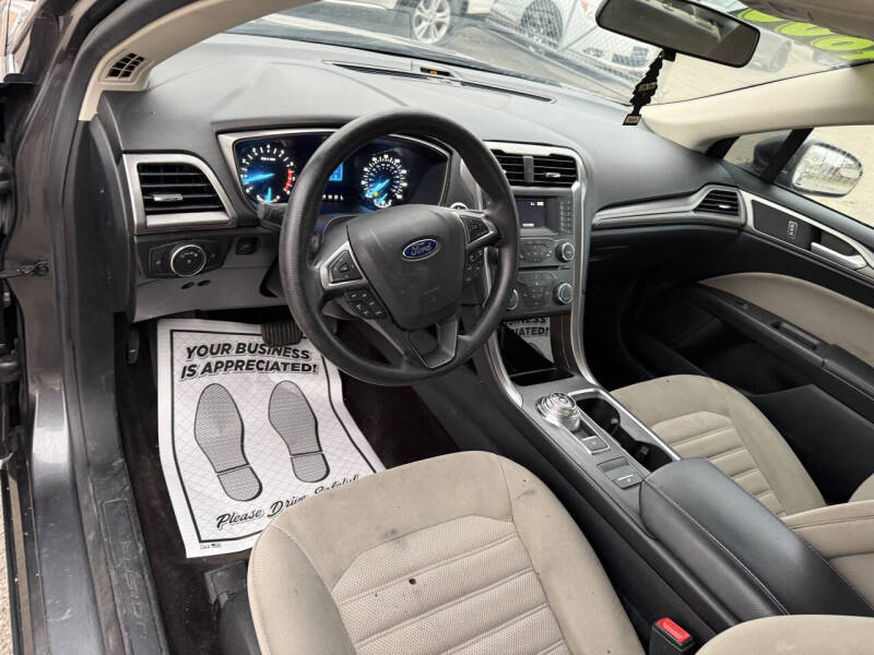 2017 Ford Fusion S