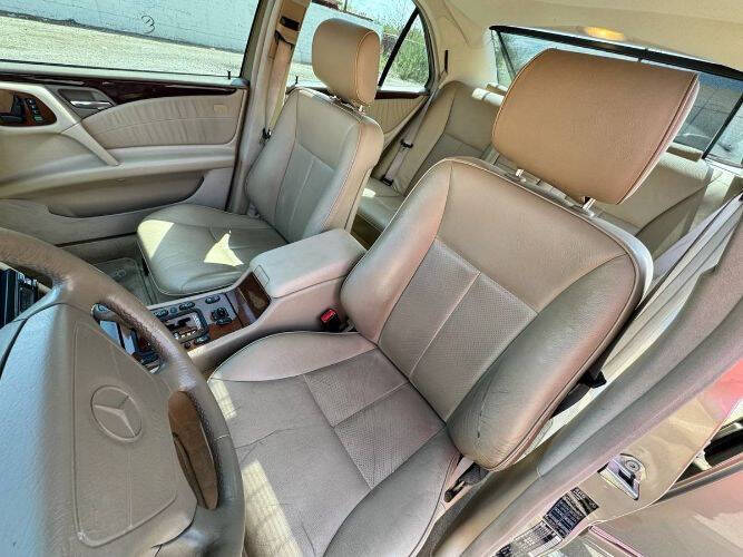 1999 Mercedes-Benz E-Class