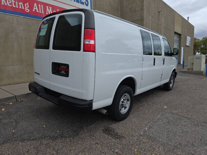 2021 Chevrolet Express 2500