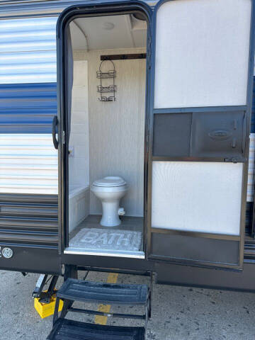 2021 Forest River Cherokee 274DBH