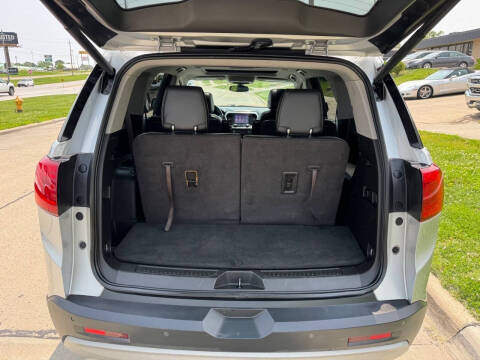 2017 GMC Acadia SLT-1