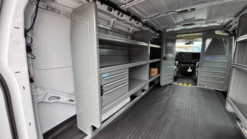 2025 Chevrolet Express 2500