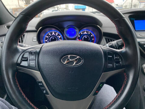 2014 Hyundai Genesis Coupe 2.0T R-Spec