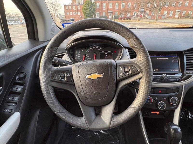 2022 Chevrolet Trax LS