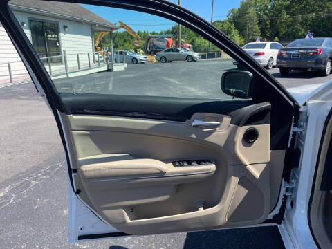 2013 Chrysler 300
