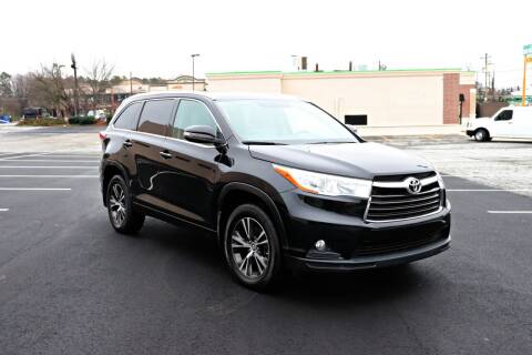 2016 Toyota Highlander for sale at Auto Guia in Chamblee GA