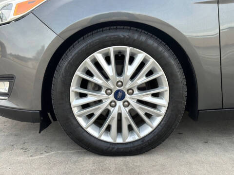 2017 Ford Focus Titanium