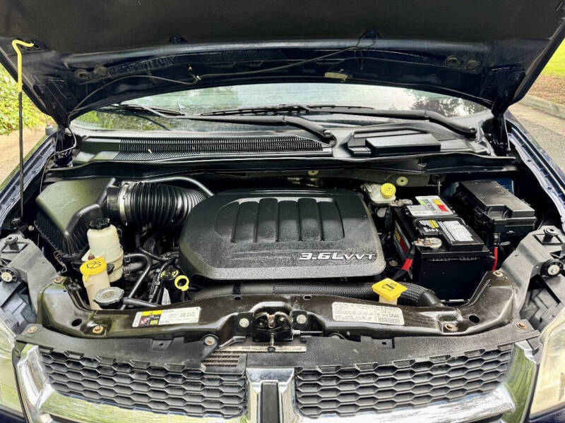 2013 Dodge Grand Caravan SE