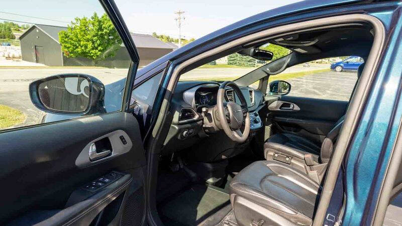 2022 Chrysler Pacifica Touring L