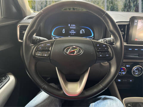2024 Hyundai Venue SEL