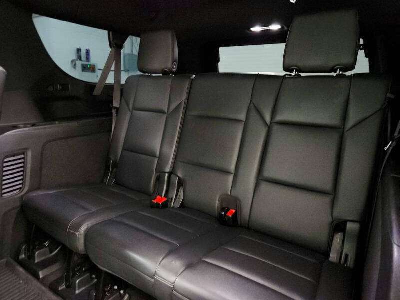 2022 Cadillac Escalade ESV Luxury