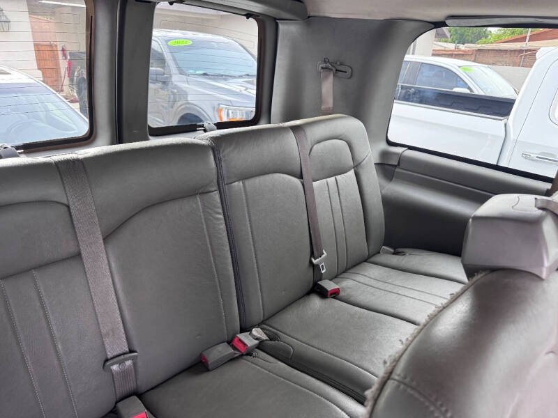 2017 Chevrolet Express LS 2500