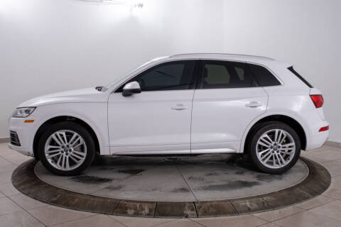 2018 Audi Q5 2.0T quattro Premium Plus