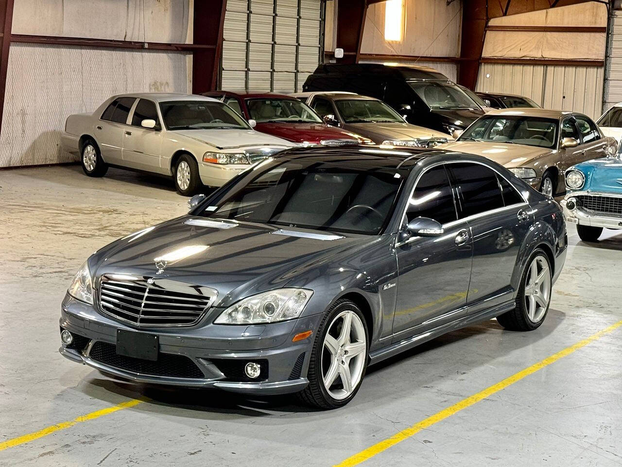 2008 Mercedes-Benz S-Class for sale at Carnival Car Company in Victoria, TX