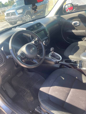 2019 Kia Soul +