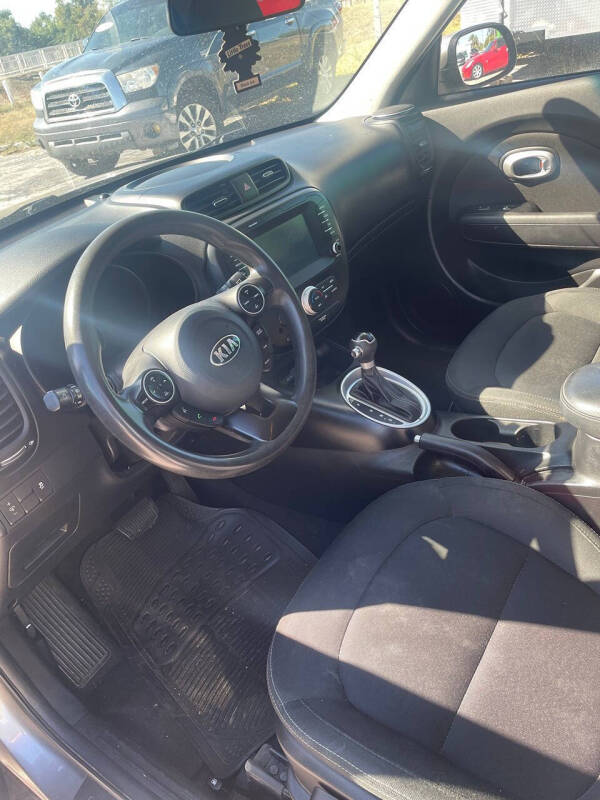 2019 Kia Soul +