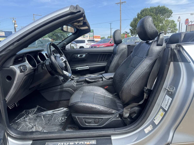 2020 Ford Mustang EcoBoost Premium