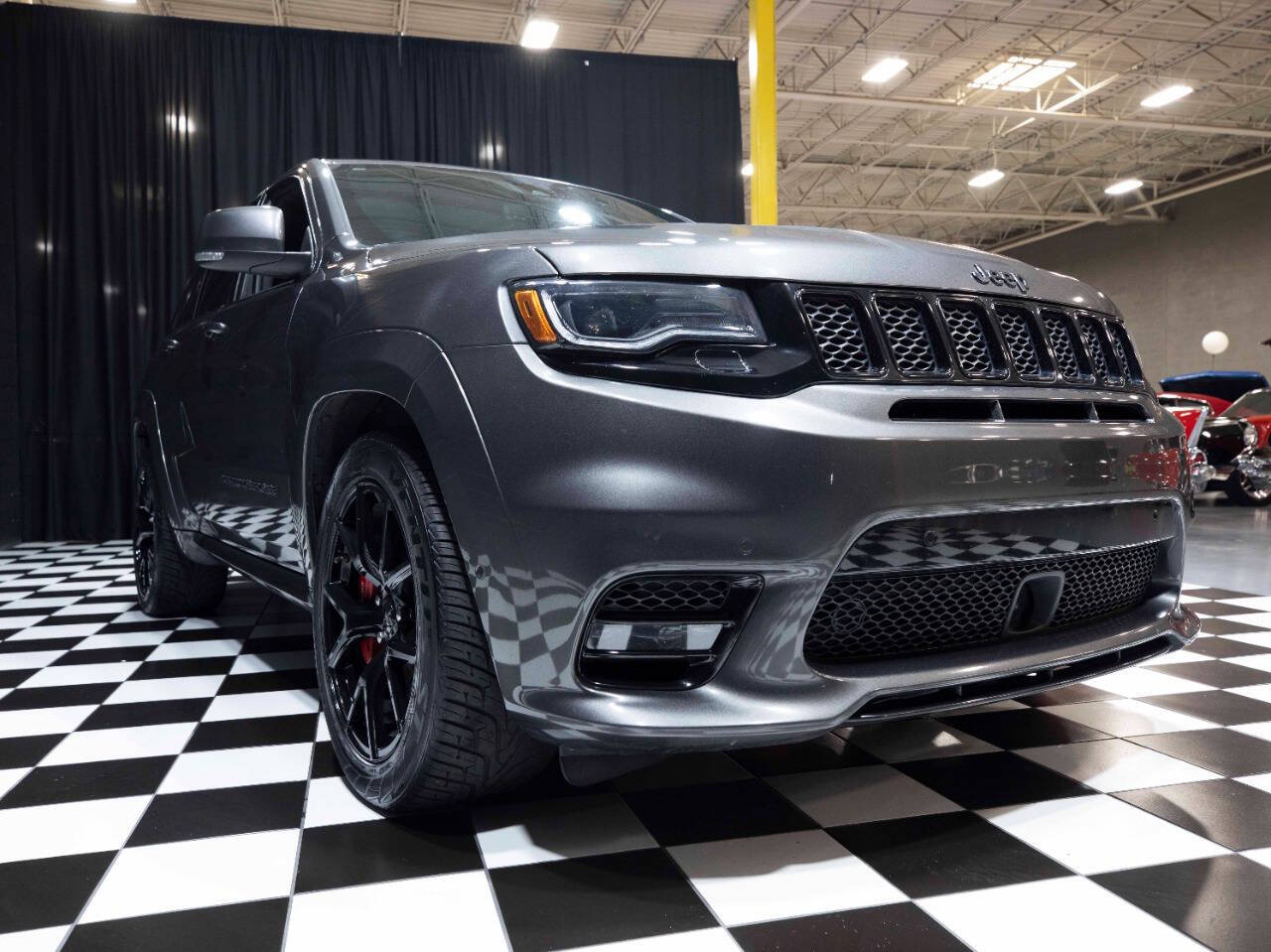 2019 Jeep Grand Cherokee 12