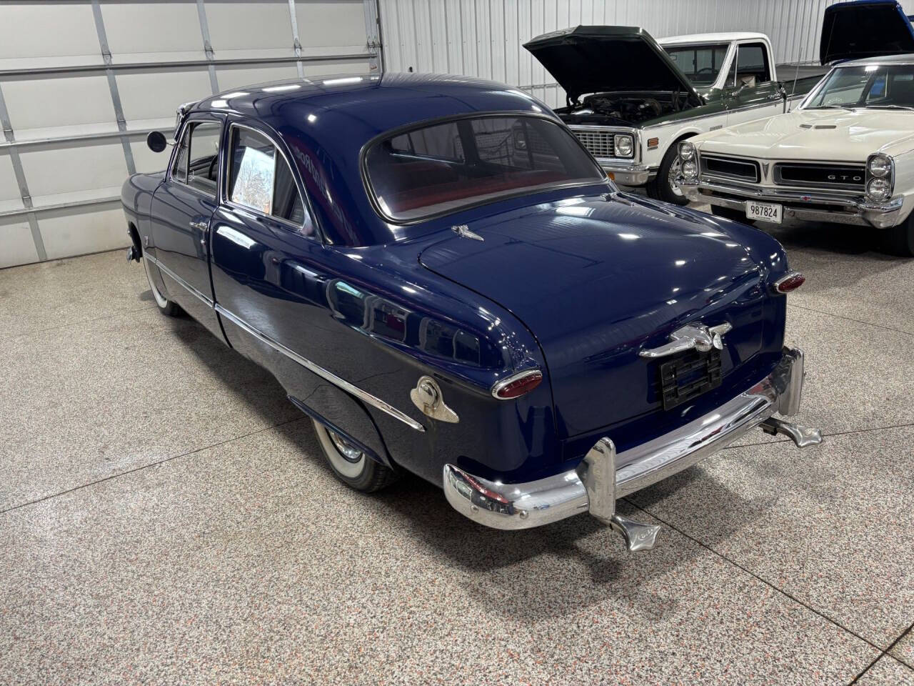 1949 Ford Coupe 12