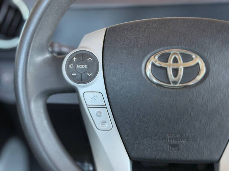 2013 Toyota Prius c Three