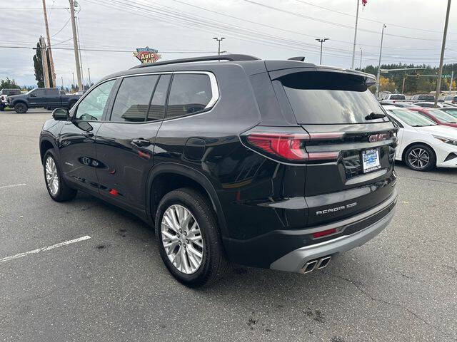 2024 GMC Acadia Elevation