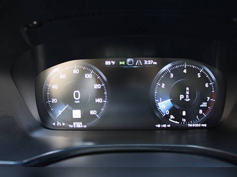 2022 Volvo S60 B5 Momentum