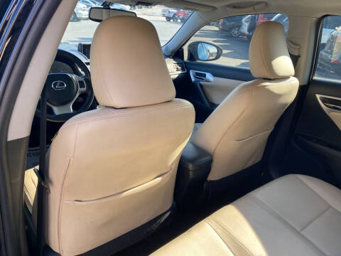 2013 Lexus CT 200h
