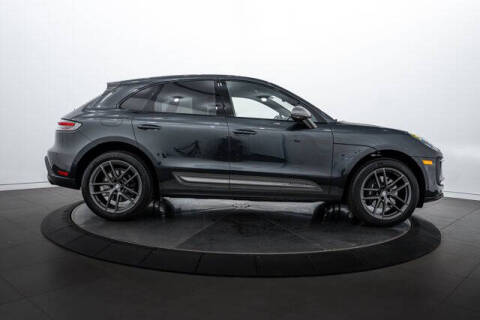2025 Porsche Macan T