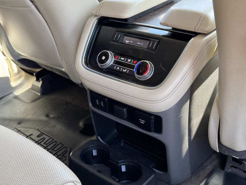 2018 Lincoln Navigator L Select