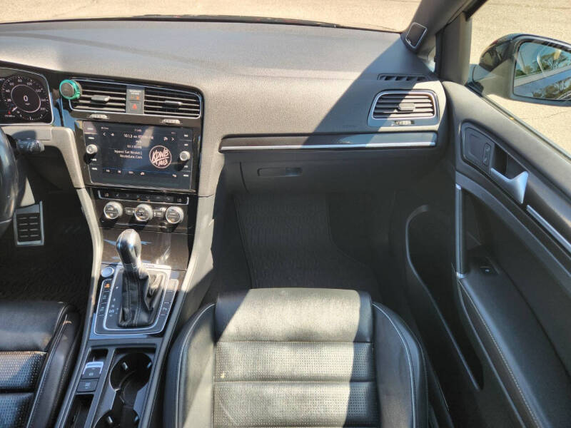 2019 Volkswagen Golf R 4Motion