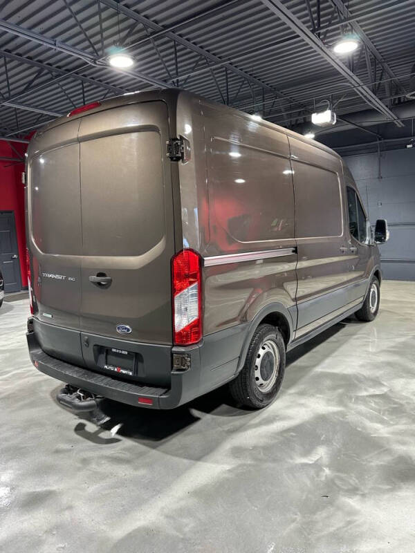 2016 Ford Transit Base photo 5