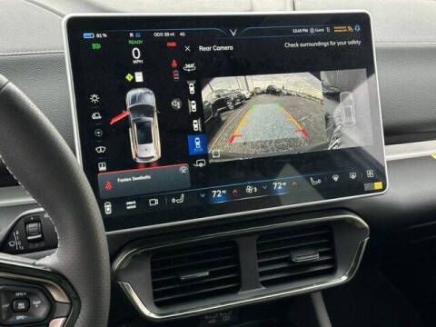 2025 VinFast VF8 Plus