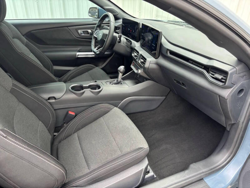 2025 Ford Mustang EcoBoost