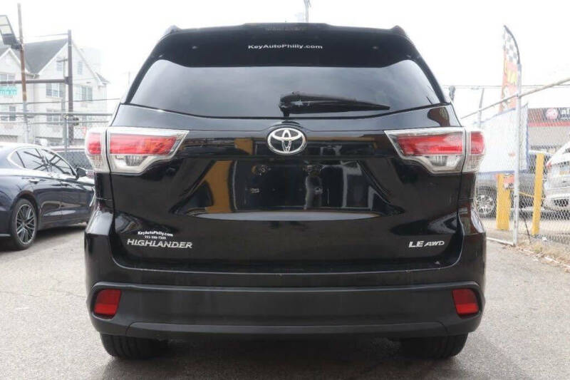 2016 Toyota Highlander LE Plus