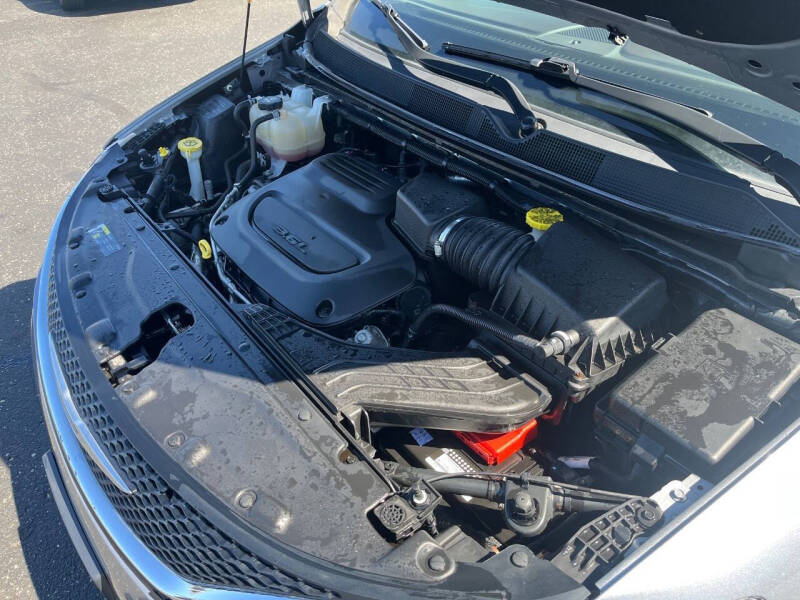 2020 Chrysler Pacifica Touring