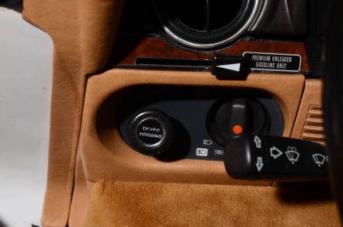 1987 Mercedes-Benz 560-Class 560 SL