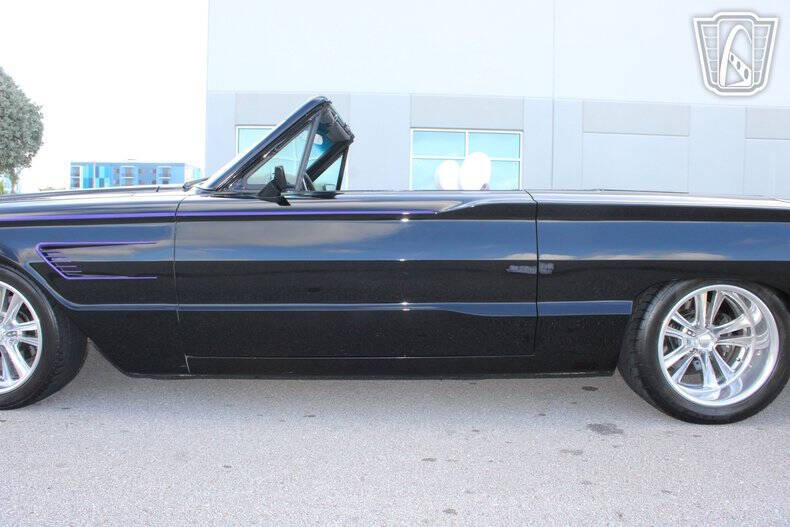 1964 Ford Thunderbird