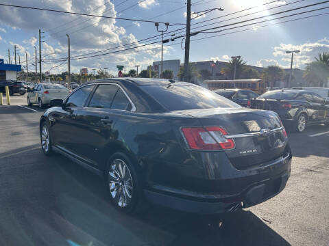 2010 Ford Taurus Limited