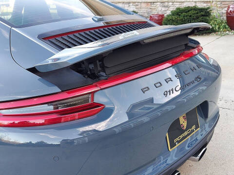 2017 Porsche 911 Carrera 4S