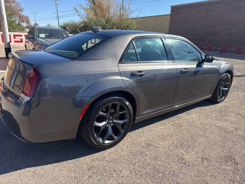 2023 Chrysler 300 S V6